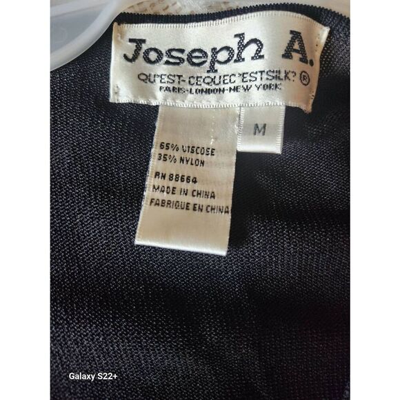 C26 Joseph A dressy button-up sweater - Picture 5 of 7